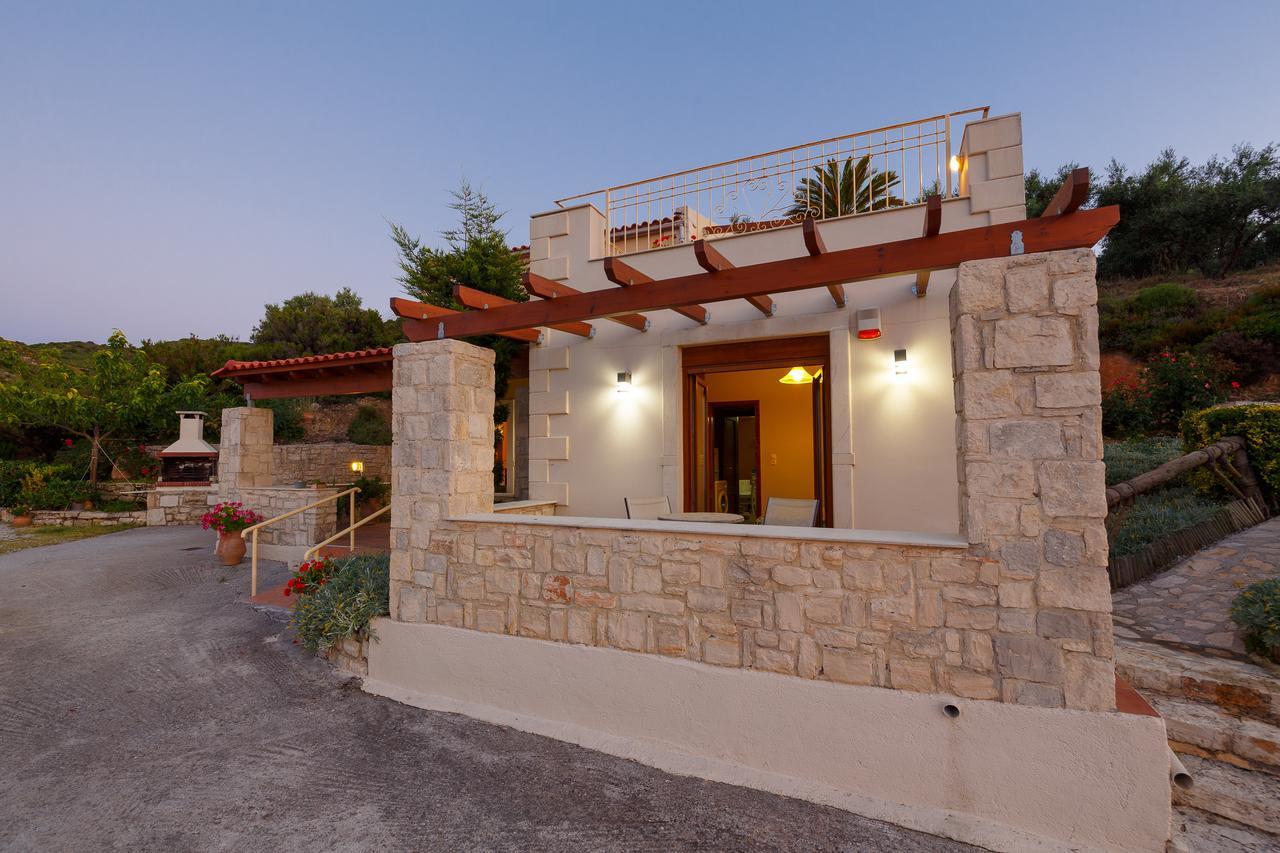 Harkia Villas Exteriör bild